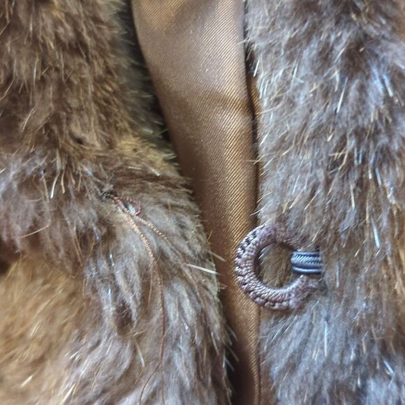 Sullivan Rollins Vintage Genuine Fur Collared Cape Style Coat Womens Size Medium - Picture 10 of 12